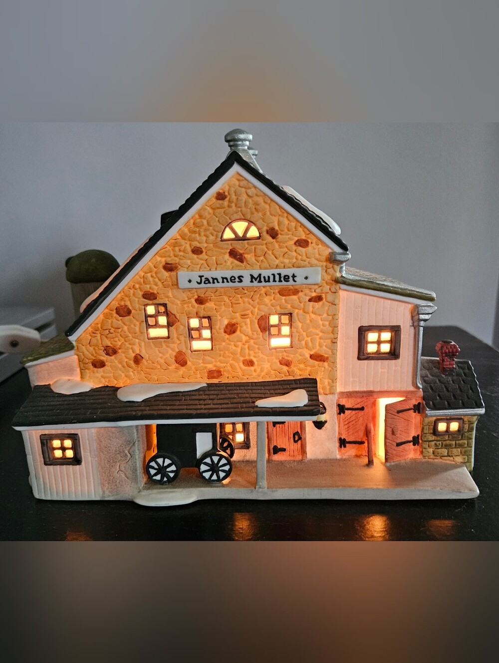 Illuminated Stone Farmhouse Dept 56 Heritage Village Jannes Mullet Amish Barn